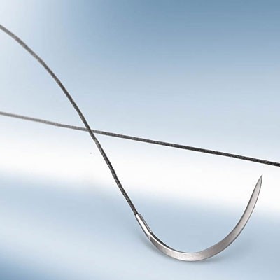 B.Braun Silkam fekete 5/0 (1) 45 cm DS12 tűvel - 1db (Utolsó darabos akció!) (Lejárat:2024)